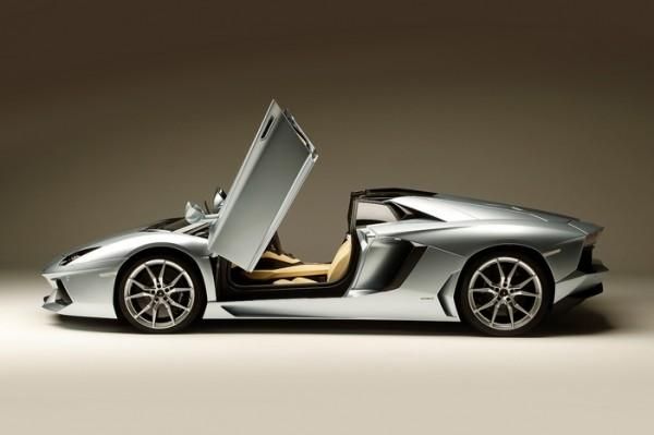 Lamborghini рассекретила открытую модификацию Aventador